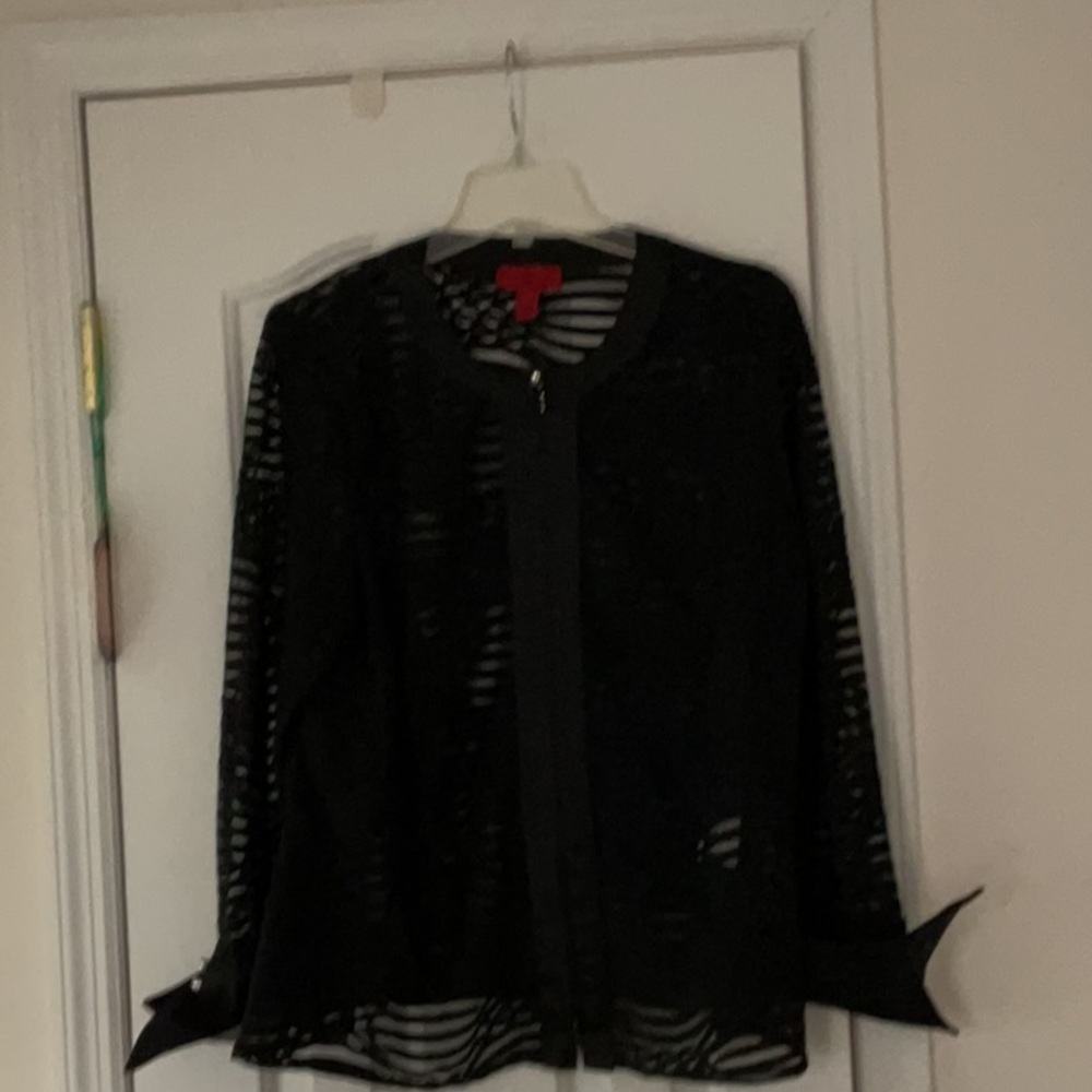 JS collection zip up shear blouse